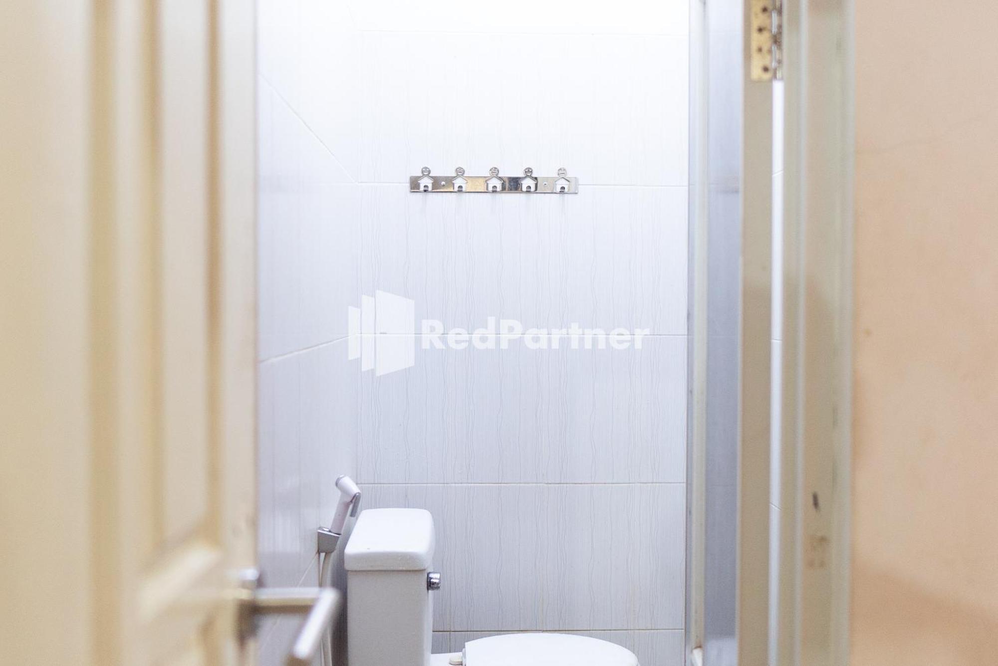 Wisma Narada 2 Lampung Mitra Reddoorz Bandar Lampung Pokój zdjęcie